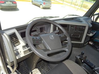 Volvo FM 450-CAMIONES GANCHO + GRUA