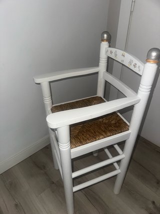 Trona  silla alta de madera blanca