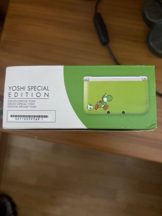 Nintendo 3DS XL Edición Especial Yoshi
