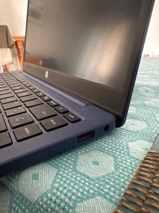 Portátil HP Laptop-ep0xx Azul