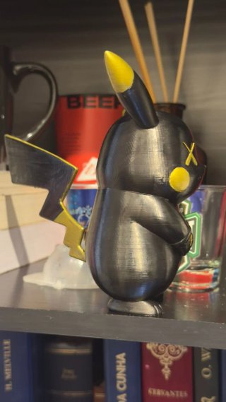 Figura Pikachu Kaw Negra