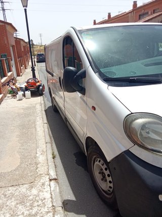 Opel Vivaro 2004