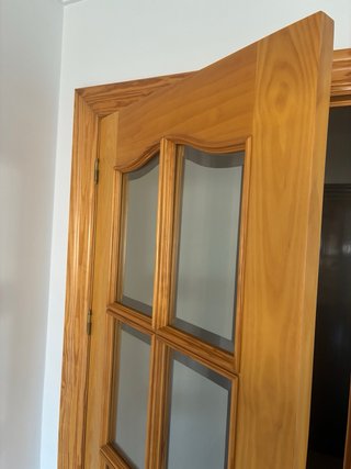 Puerta doble madera con cristales efecto espejo