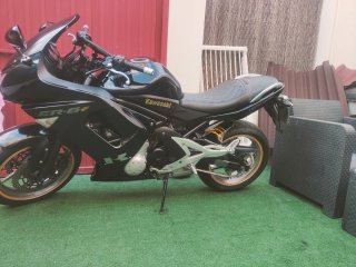 Kawasaki ER-6f ABS Negra