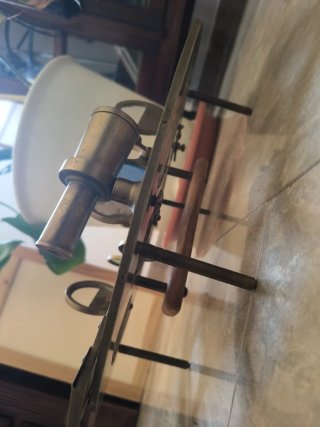 Instrumento de navegación antiguo