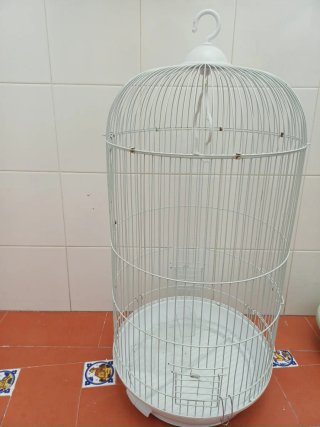 Jaula para pájaros blanca