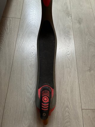 Patinete infantil 3 ruedas rojo y negro