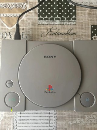 Consola PlayStation 2 Negra + Mandos,y play 1.