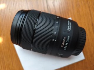 Canon EOS 90D