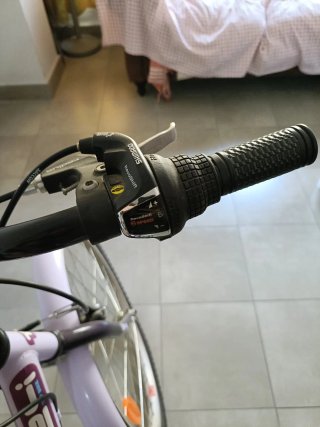 Bicicleta infantil/juvenil BTWIN morada