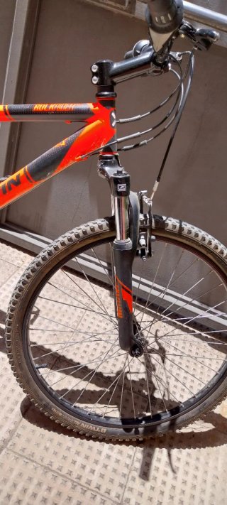 Bicicleta MTB. Btwin 500 Naranja/Negro 24 pulgada