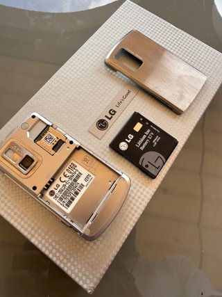 LG Shine Premium Caja Accesorios Originales