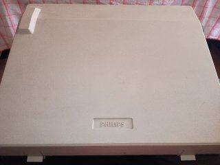 Máquina de escribir eléctrica Philips VW 2110