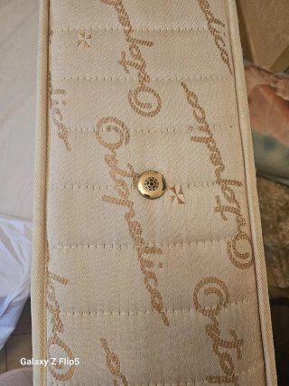 Canapé, colchón y almohada