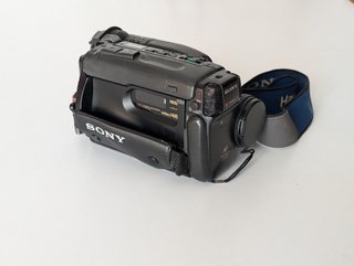 Videocamera Sony Hi8 CCD-TR705E