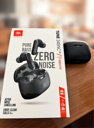 Auriculares JBL TUNE 245NC Negro