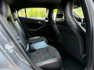 Mercedes-Benz GLA 200D AMG 2015 NACIONAL 190.000KM