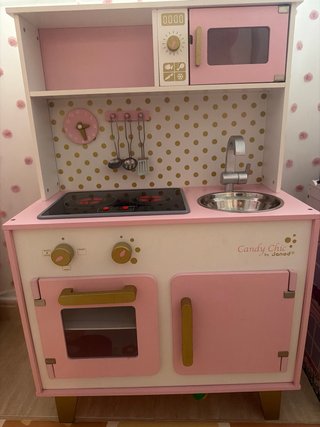 Cocinita infantil de madera