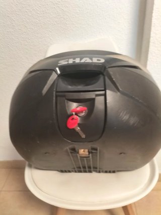 Baúl Moto SHAD SH39 Negro Carbón