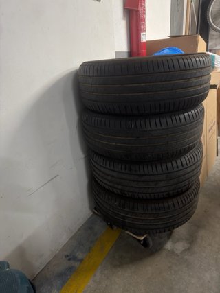 Juego de 4 Ruedas de Coche