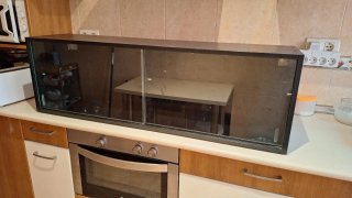 2 Vitrinas expositoras cristal y madera