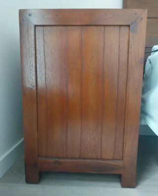 Mesita de noche y cómoda de madera banak importa