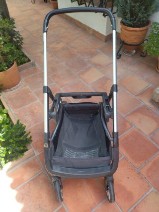 Carro Inglesina Aptica Silla Capazo y Patas