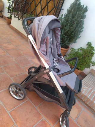 Carro Inglesina Aptica Silla Capazo y Patas