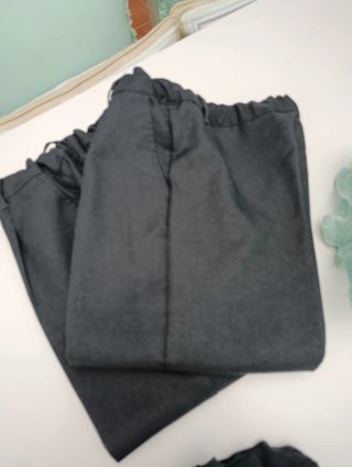 Pantalón uniforme gris corto talla 15_16