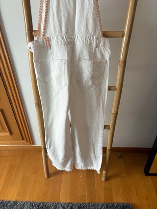 Peto vaquero blanco Zara