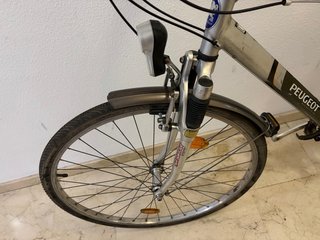 Bicicleta de paseo  Peugeot de aluminio