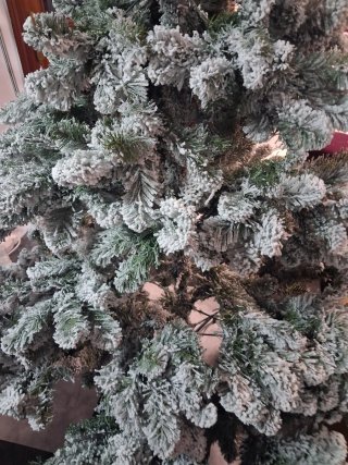 Árbol de Navidad verde efecto nieve