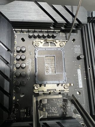Placa Base ASUS TUF Gaming Z790-PLUS WIFI D4