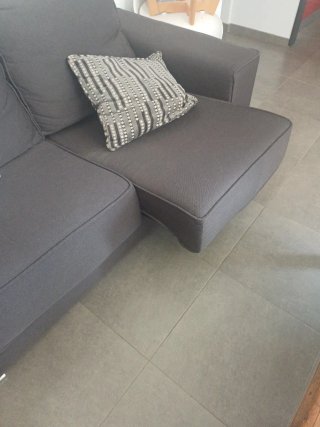 Sofá de 2 cuerpos gris oscuro extensible
