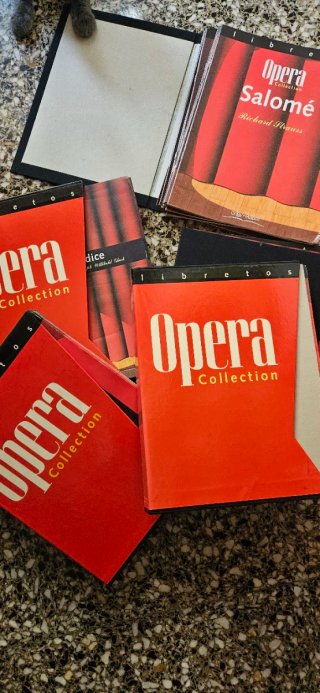 Colección libros opera