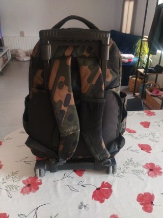 Mochila con ruedas grande