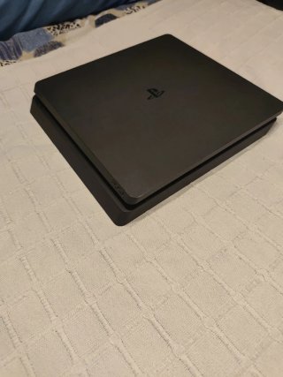 Consola PS4 Slim 1TB Negra