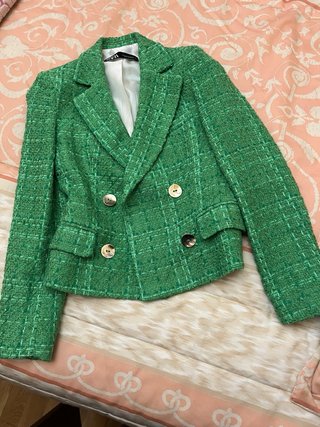 Blazer corta Zara verde