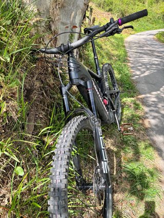 Santa Cruz Heckler C MX E-Bike
