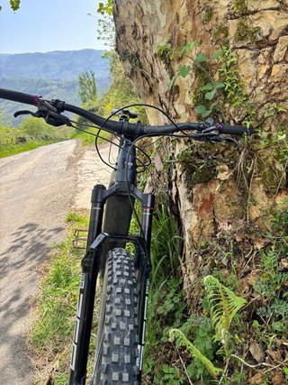 Santa Cruz Heckler C MX E-Bike