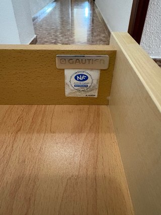 2 Mesitas de noche madera y metal