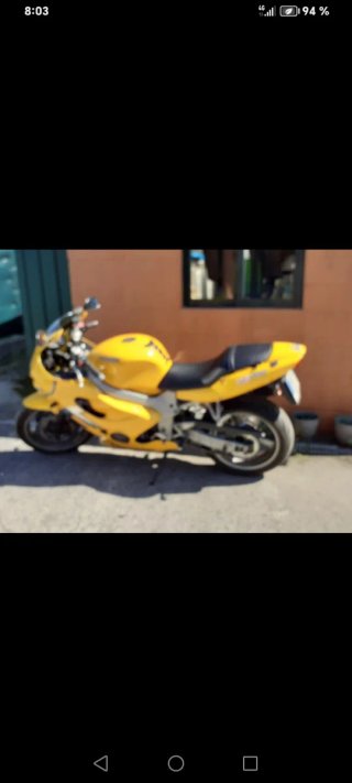 Triumph 600 TT - 31.000 km - Inyección
