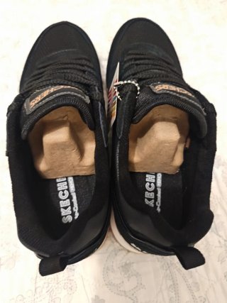 Zapatos Skechers Negros