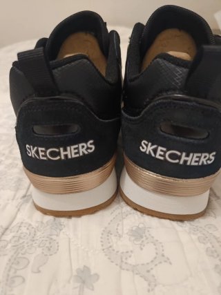 Zapatos Skechers Negros