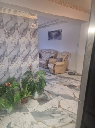 Piso. Como nuevo. Para. Vender