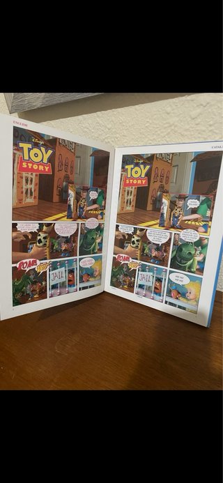 CON REGALO INCLUIDO Set de papelería Toy Story 3