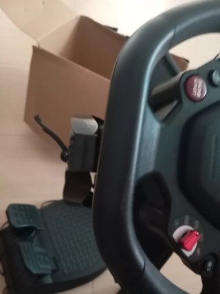Volante Ferrari PS3/PS4/PS5 y PC precio negociable