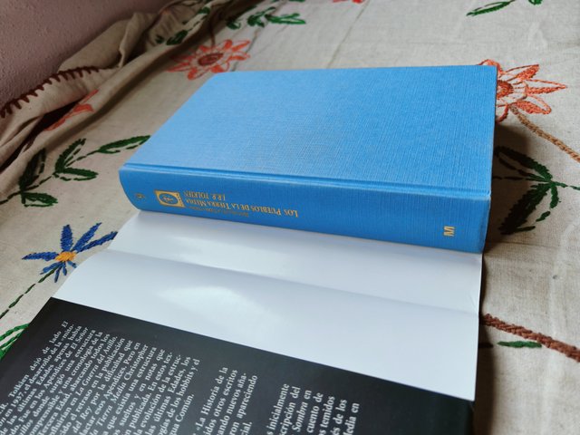Los Pueblos Tierra Media. 1 Ed. Tolkien. LHTM 9.