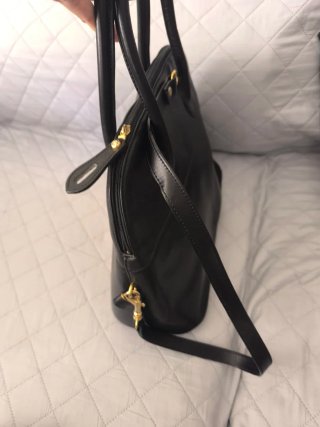 Bolso de piel negro Corte Inglés