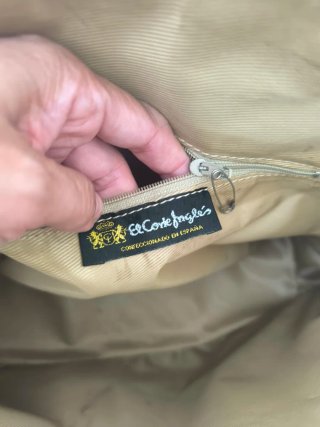 Bolso de piel negro Corte Inglés